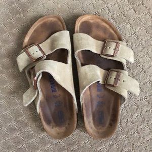 Birkenstock Woman’s Arizona Sandal